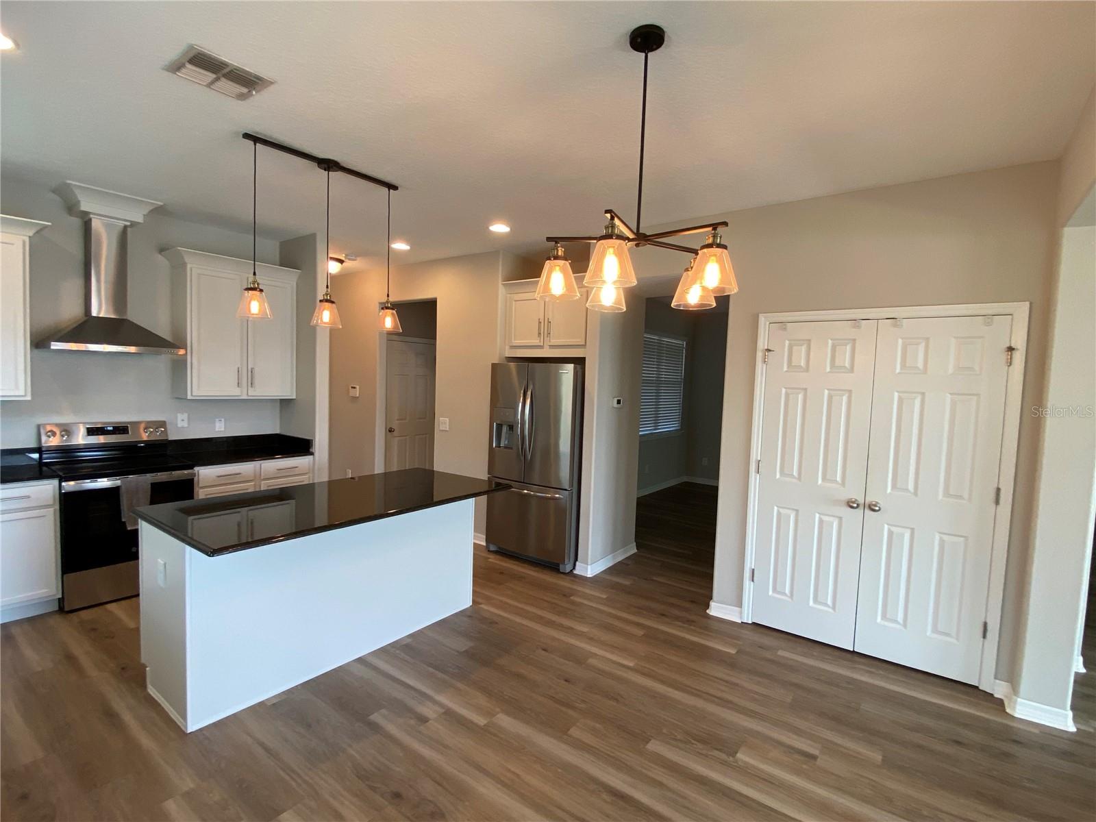 NORTH POINT PH IC - Residential