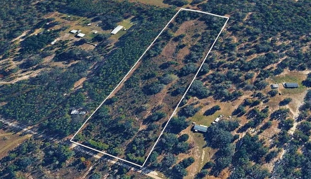 Photo of SW Scout Gln, Fort White, FL 32038 (MLS # TB8479252)