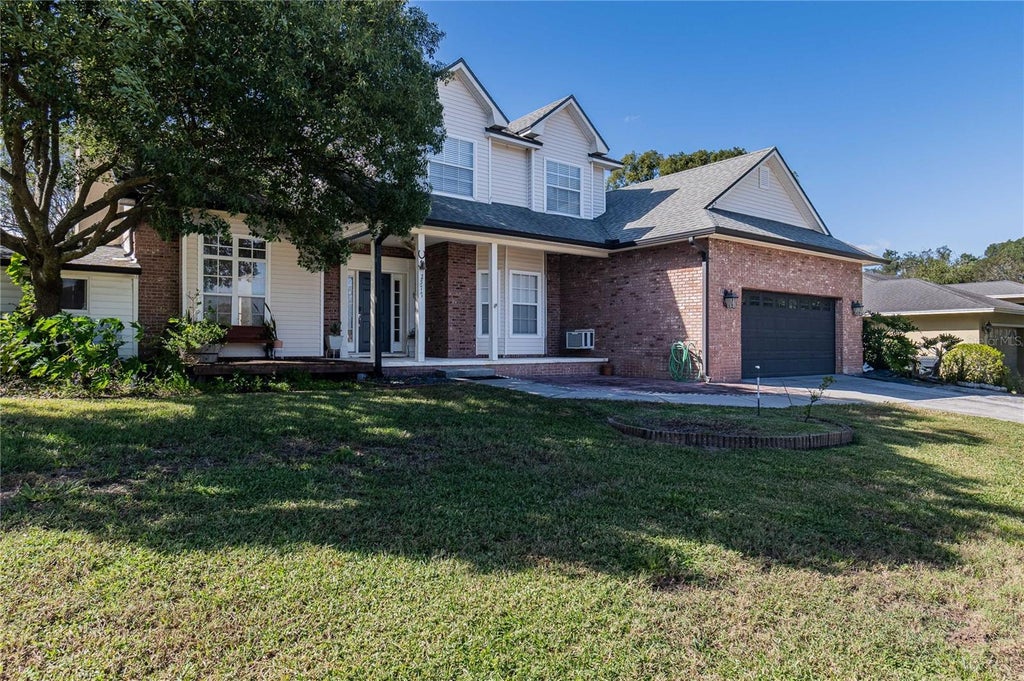 Photo of 2577 Highlands Vue Parkway, Lakeland, FL 33812 (MLS # L4966157)
