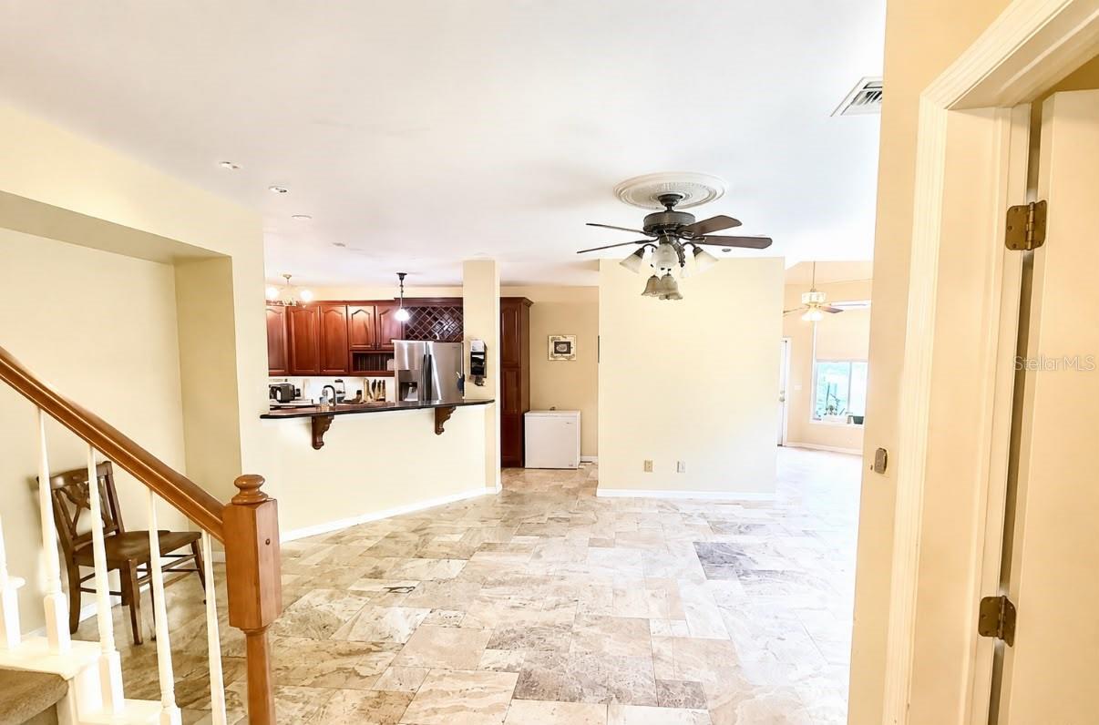 600 CANNE PLACE