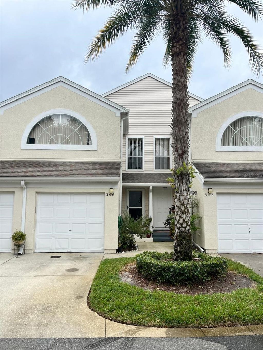Photo of 6043 Lake Pointe Drive #306, Orlando, FL 32822 (MLS # S5135962)
