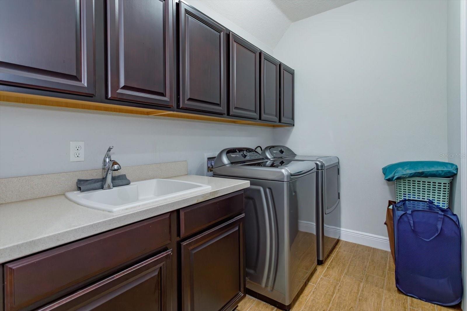 PARKSIDE PH 1 - Residential