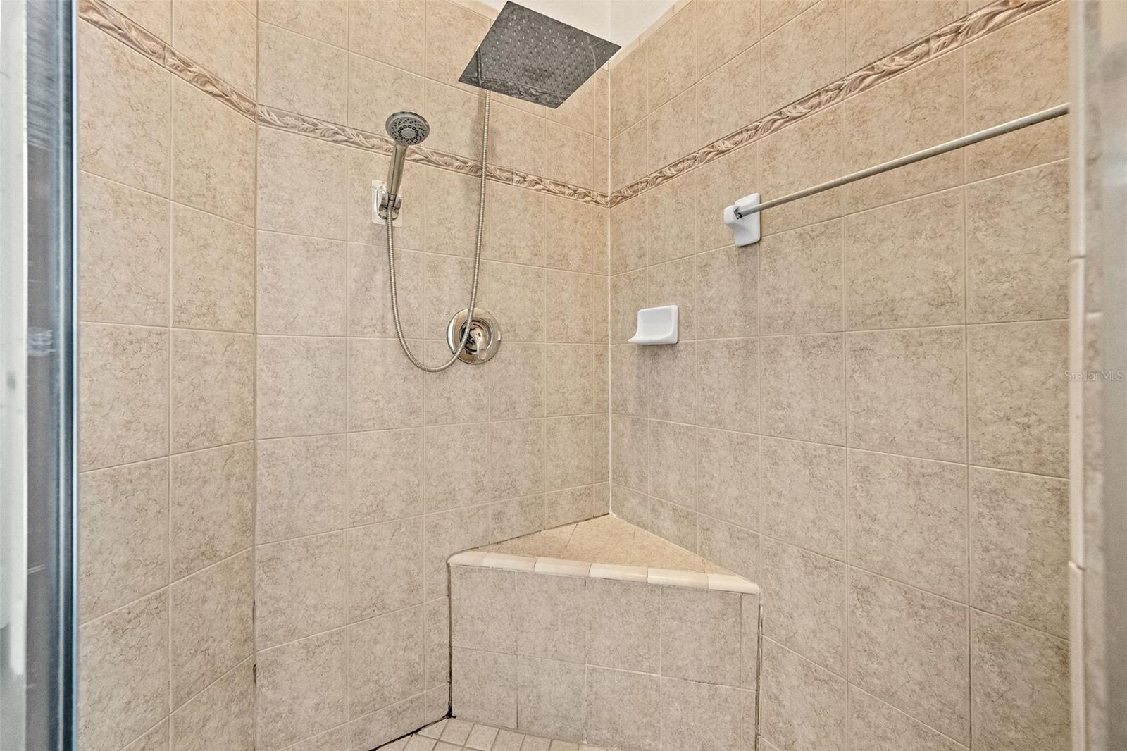 LONGLEAF UNIT 2 PH 5 - Residential Lease