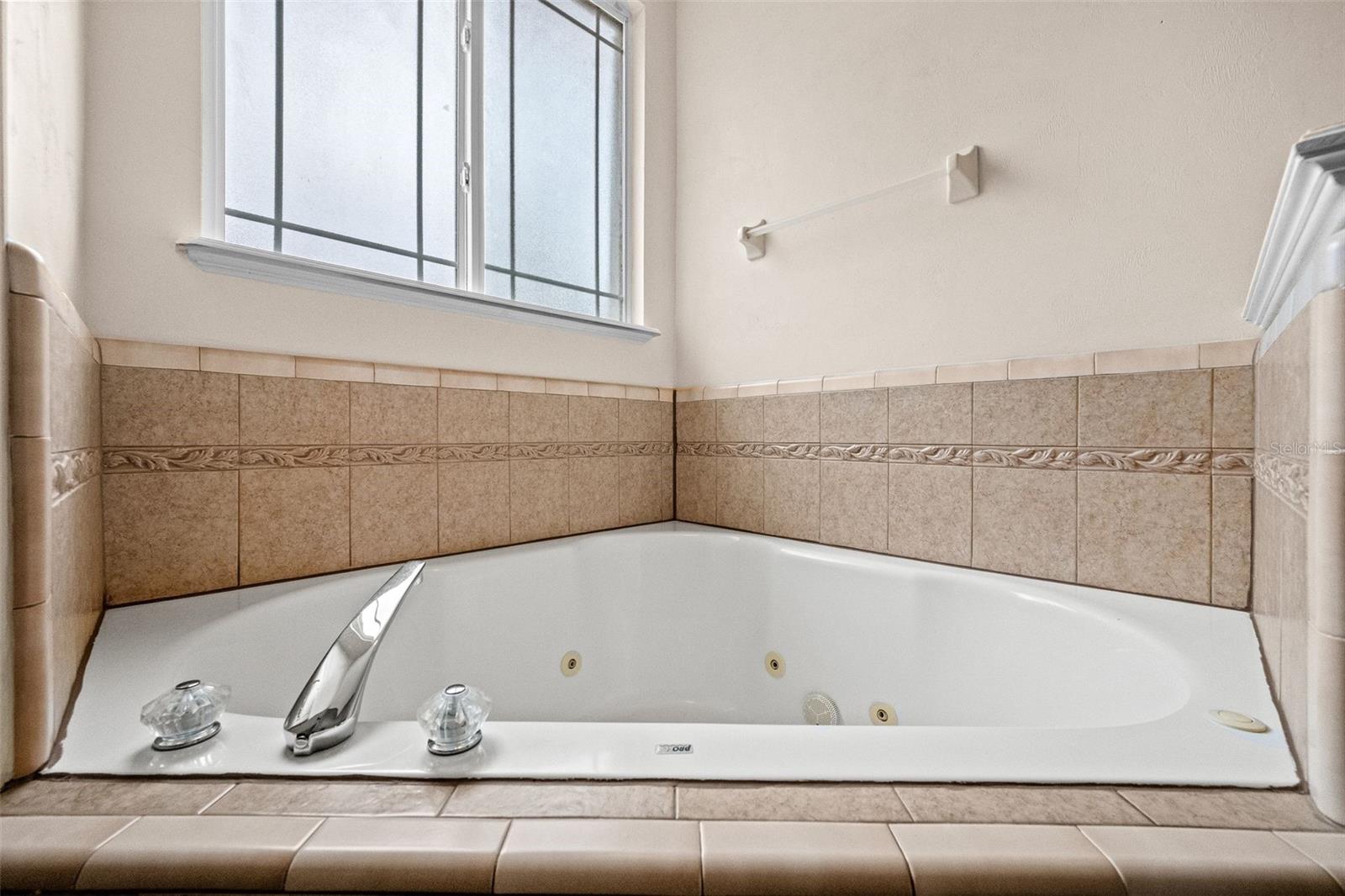 LONGLEAF UNIT 2 PH 5 - Residential Lease