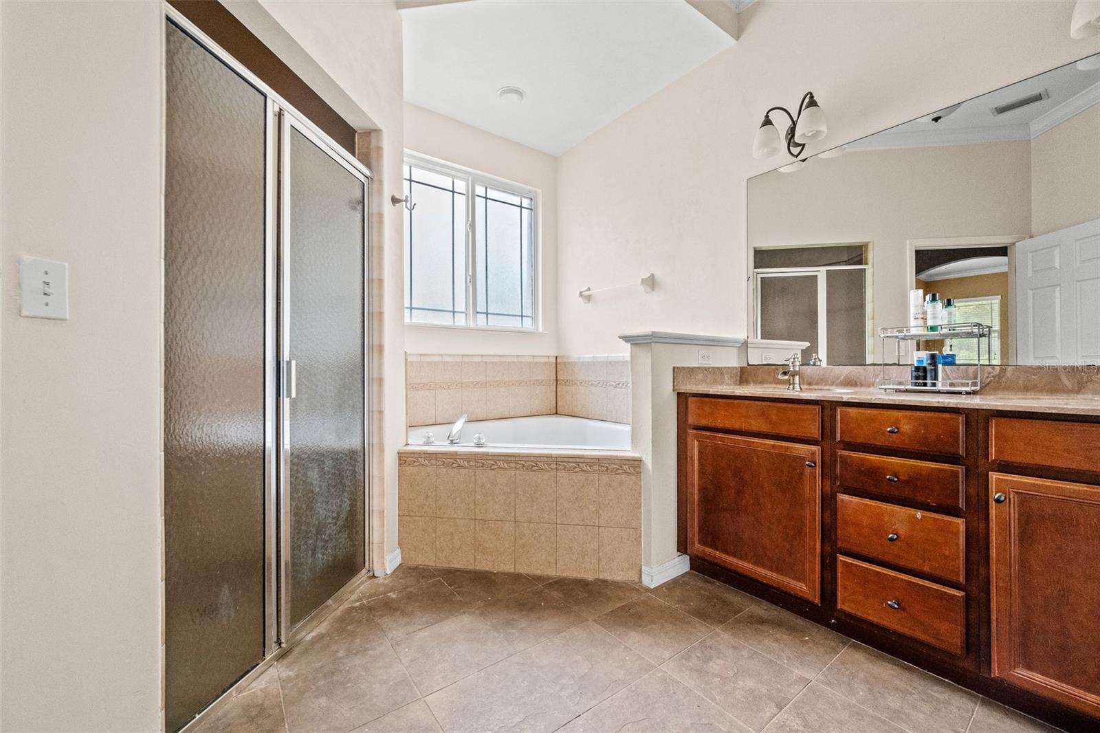 LONGLEAF UNIT 2 PH 5 - Residential Lease
