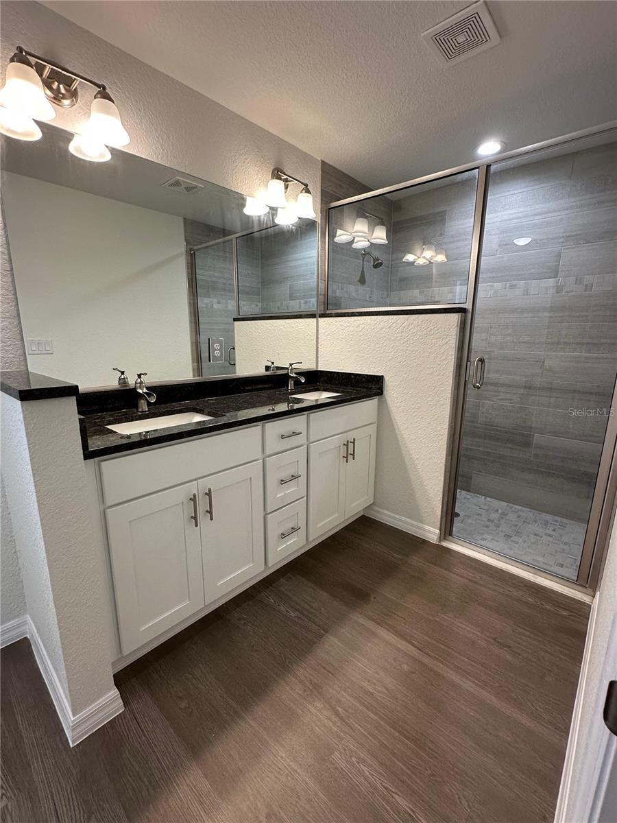 SILVER SPGS SHORES - Residential