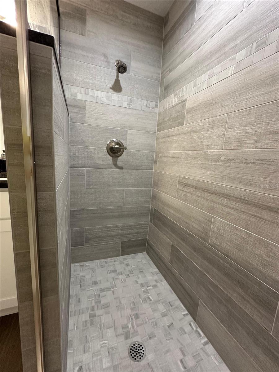 SILVER SPGS SHORES - Residential