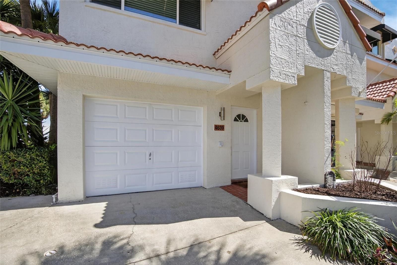 MIRABELLA TWNHMS SUB - Residential