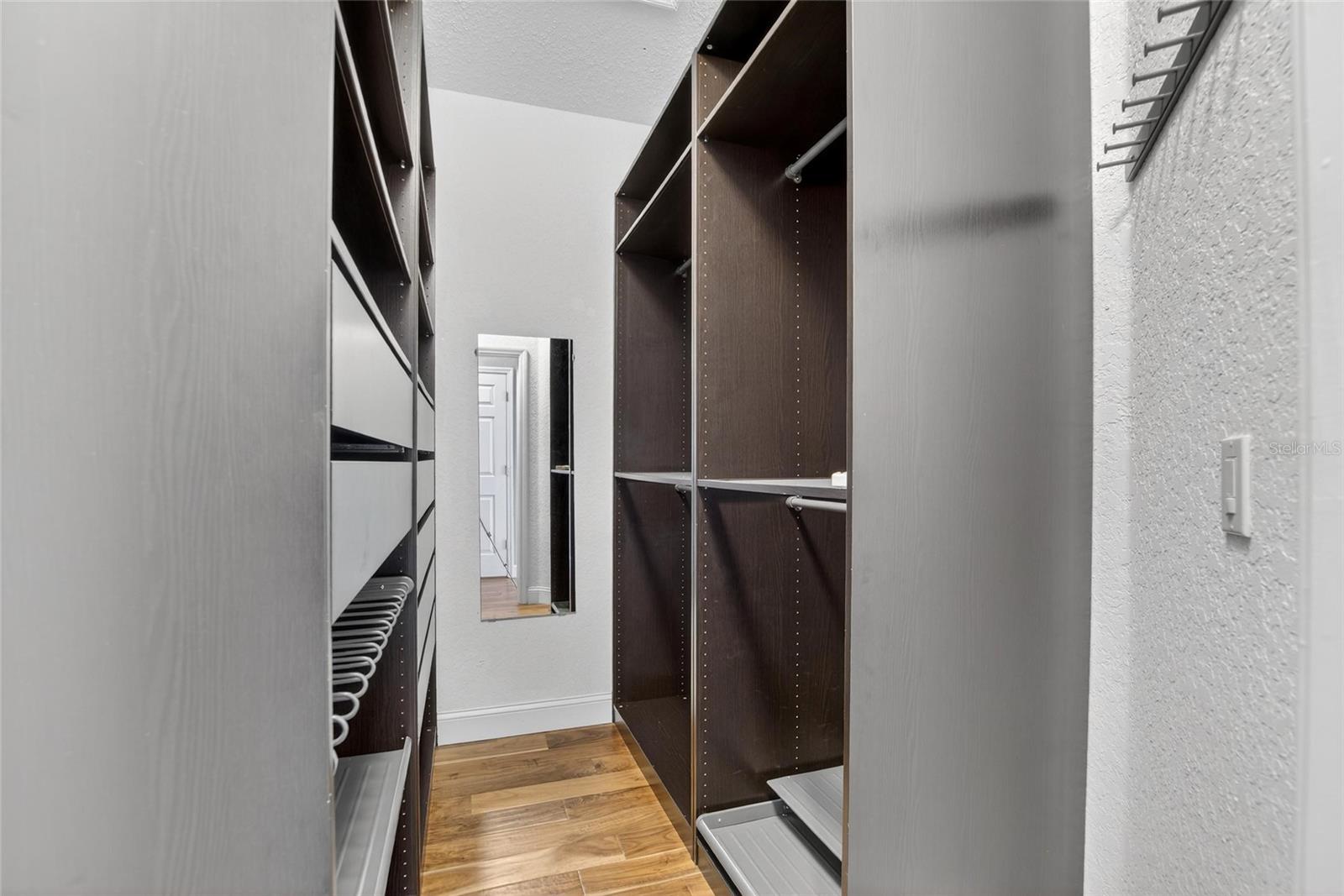 MIRABELLA TWNHMS SUB - Residential