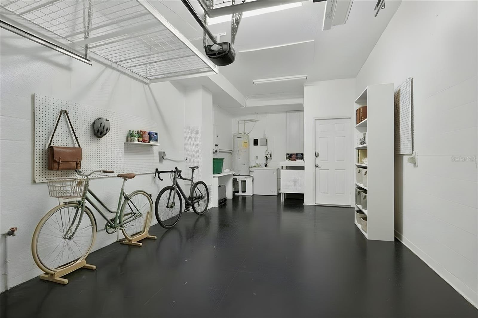 MIRABELLA TWNHMS SUB - Residential