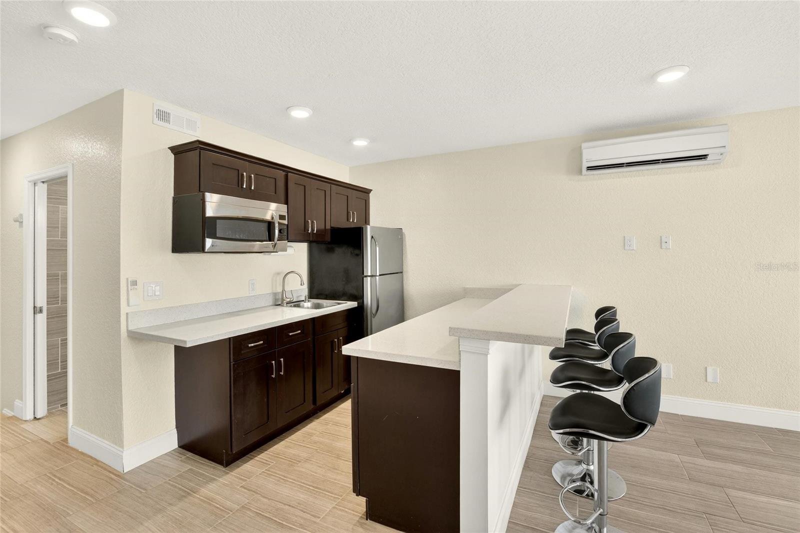 MIRABELLA TWNHMS SUB - Residential