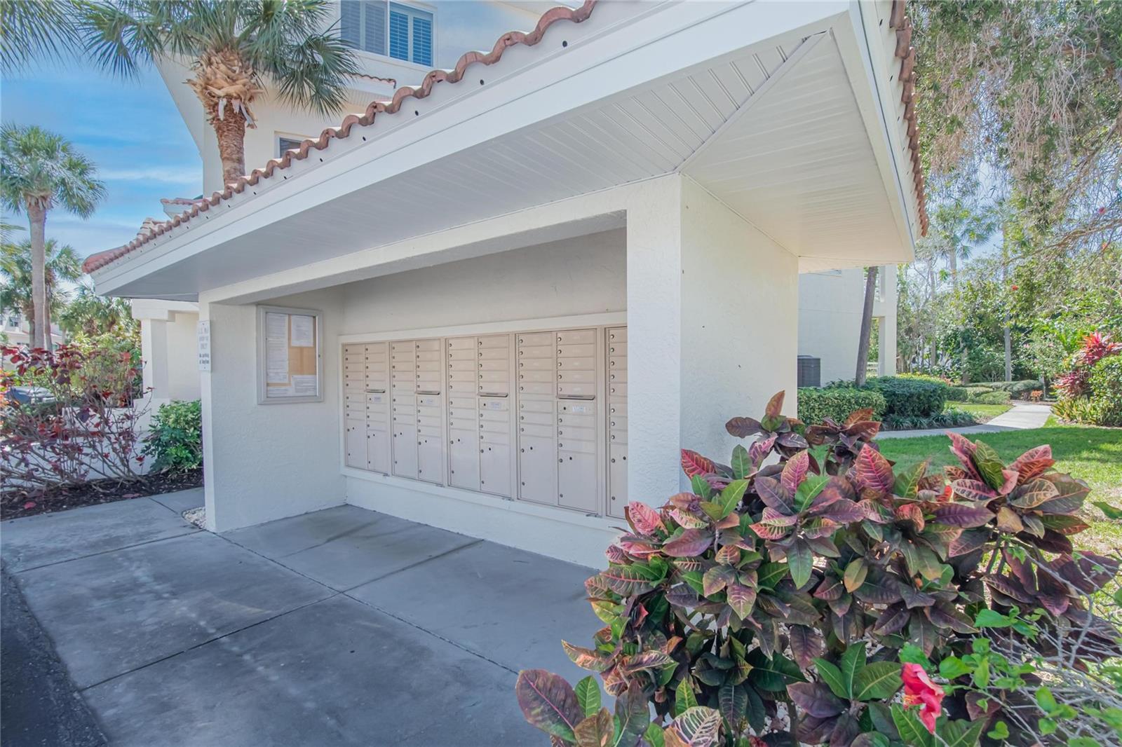 MIRABELLA TWNHMS SUB - Residential