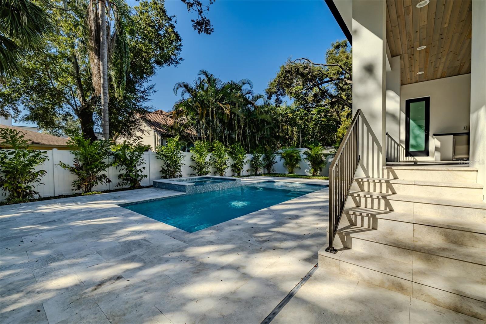 MARYLAND MANOR 2ND UNIT - Residential