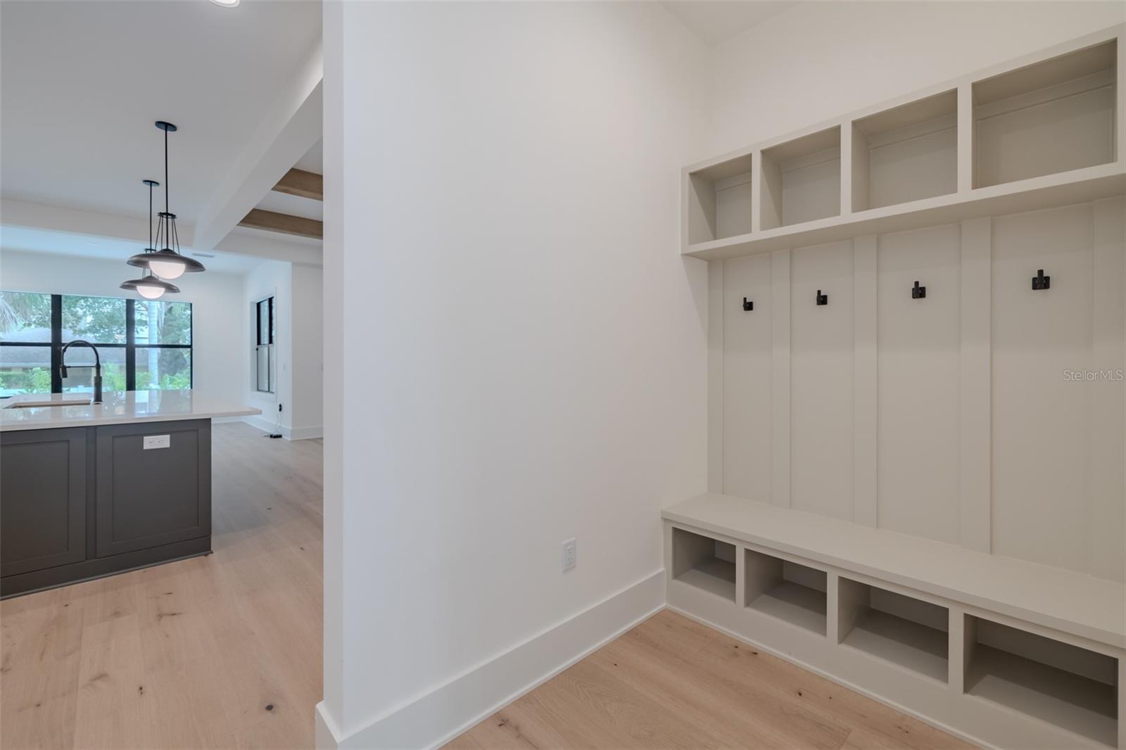 MARYLAND MANOR 2ND UNIT - Residential