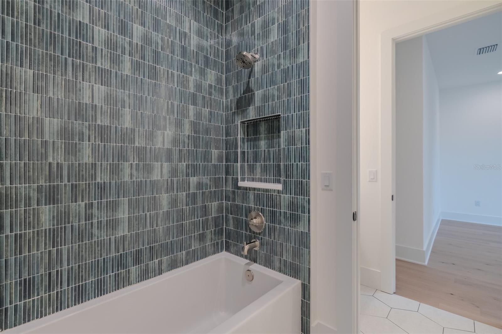 MARYLAND MANOR 2ND UNIT - Residential