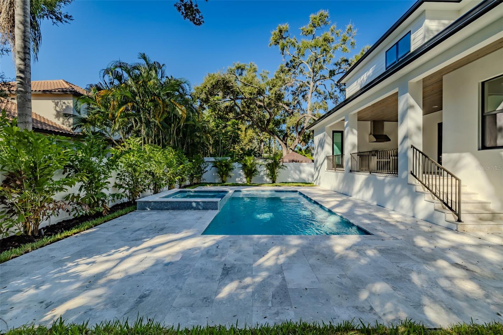 MARYLAND MANOR 2ND UNIT - Residential