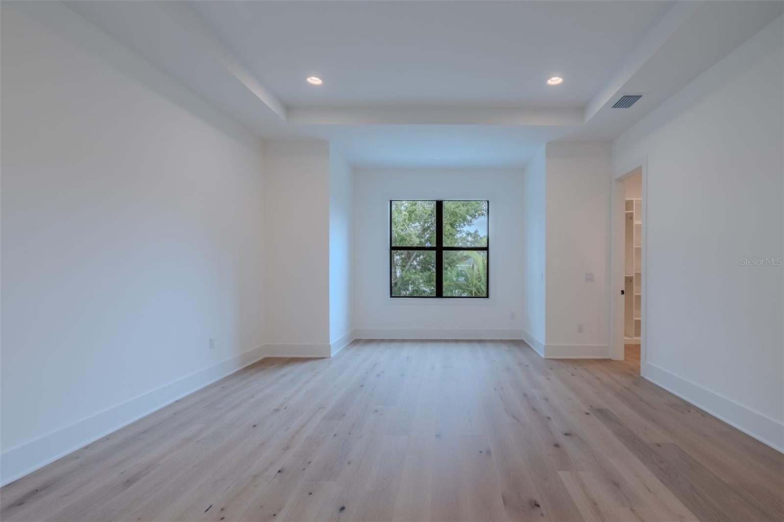 MARYLAND MANOR 2ND UNIT - Residential