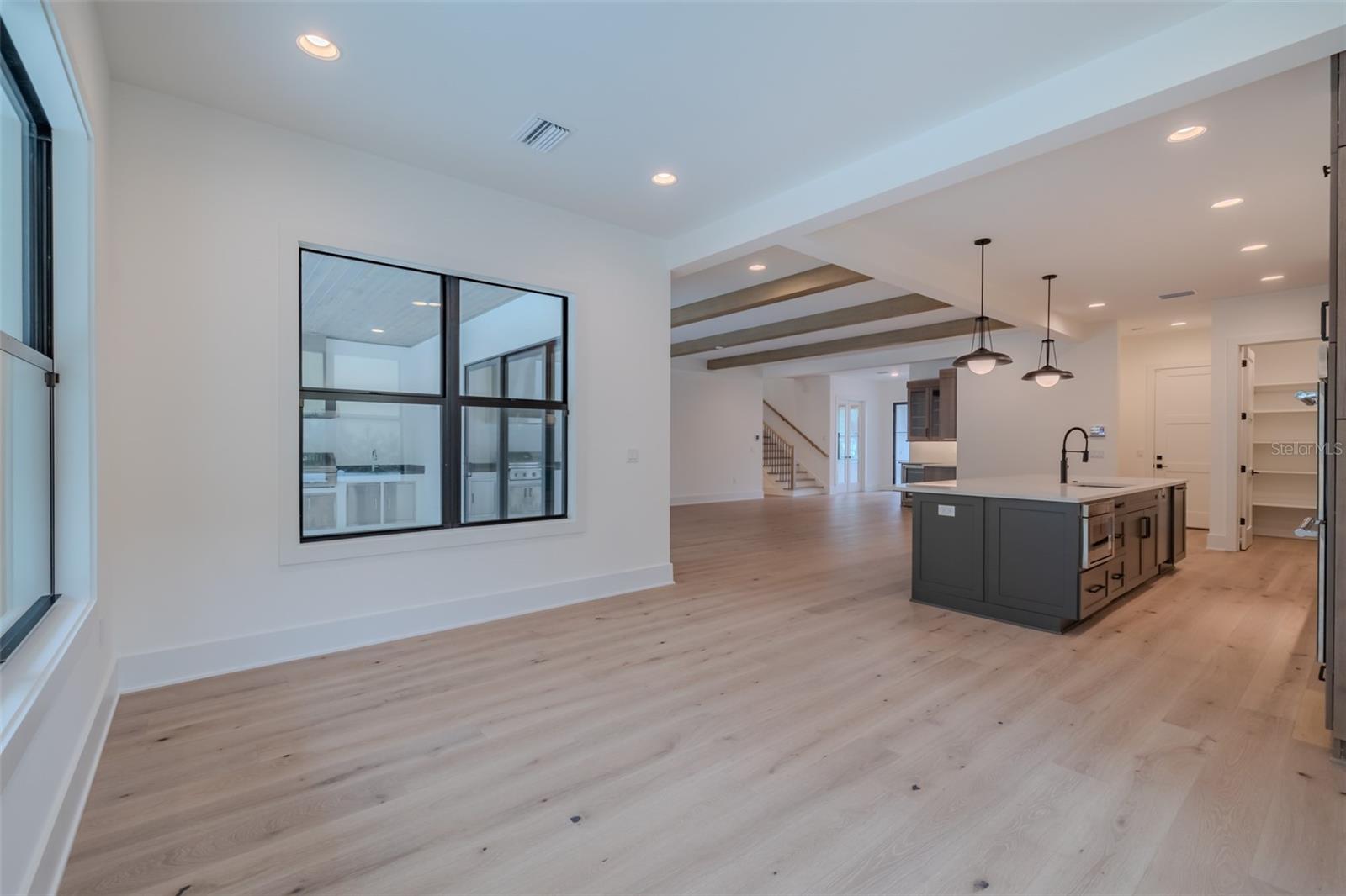 MARYLAND MANOR 2ND UNIT - Residential