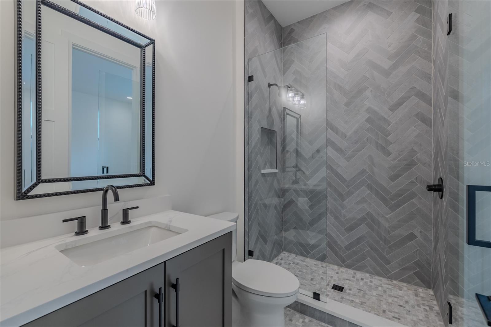 MARYLAND MANOR 2ND UNIT - Residential