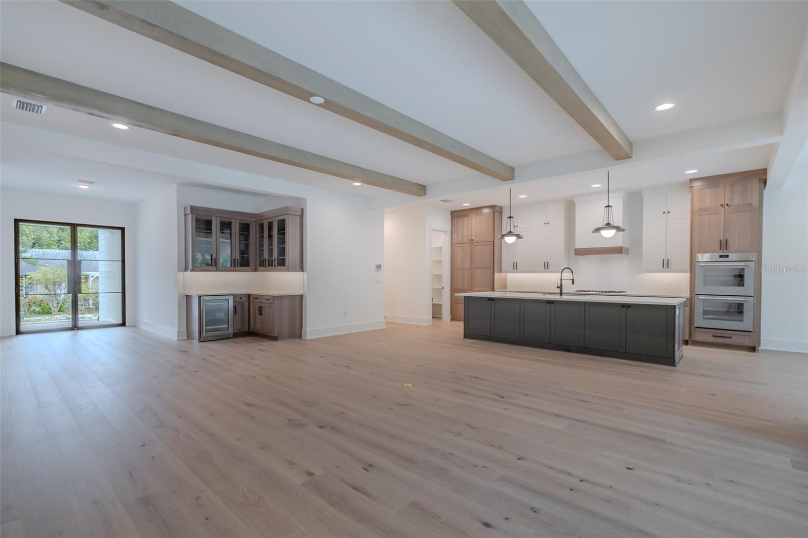 MARYLAND MANOR 2ND UNIT - Residential