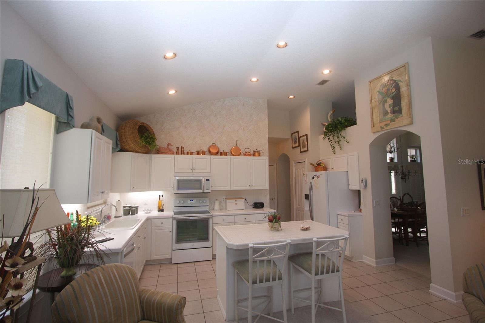 MOUNT DORA COUNTRY CLUB MOUNT DORA PH 02-2 - Residential