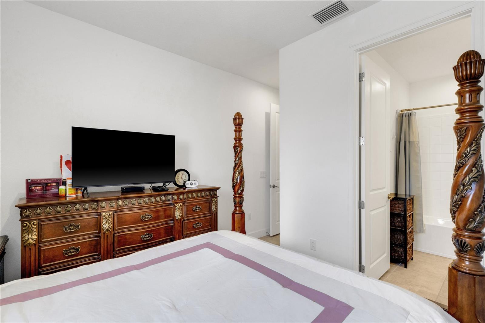 ARTISAN LAKES ESPLANADE PH IV SUBPH A, B, - Residential