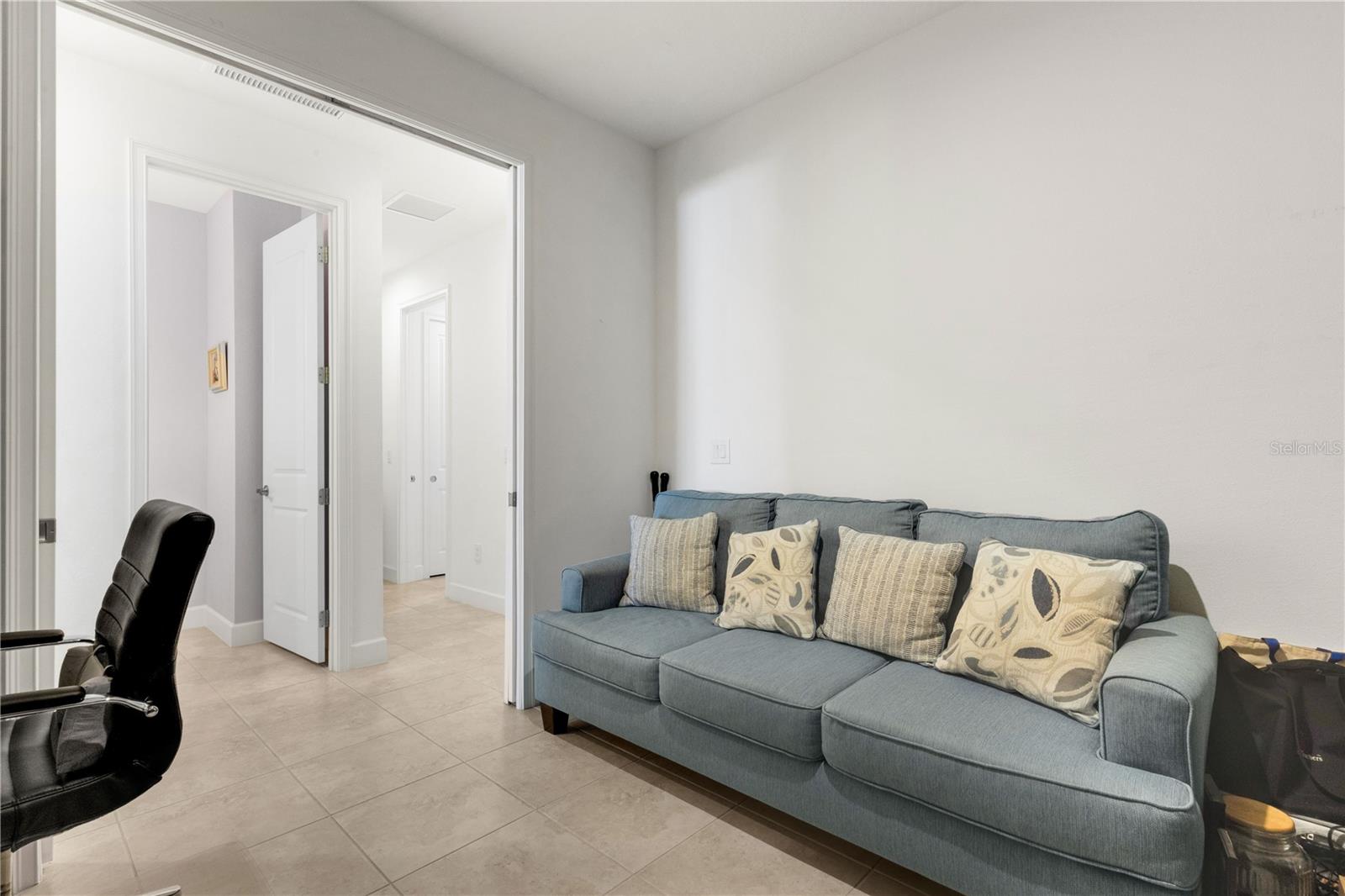 ARTISAN LAKES ESPLANADE PH IV SUBPH A, B, - Residential