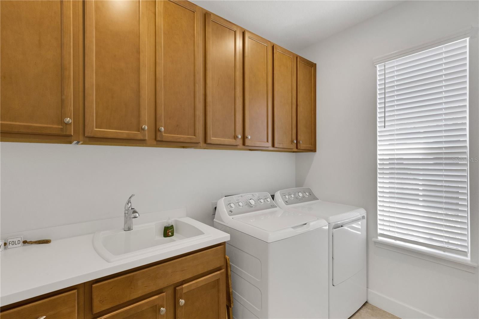 ARTISAN LAKES ESPLANADE PH IV SUBPH A, B, - Residential