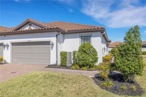 Photo of 10930 Wendover Drive, Palmetto, FL 34221 (MLS # A4679383)