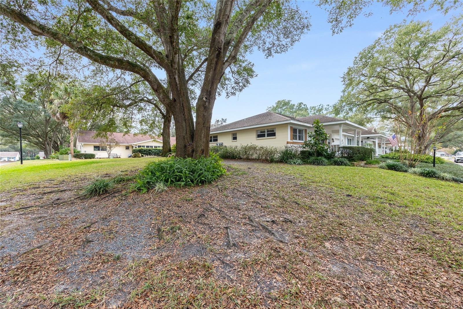 ON TOP OF THE WORLD - Residential