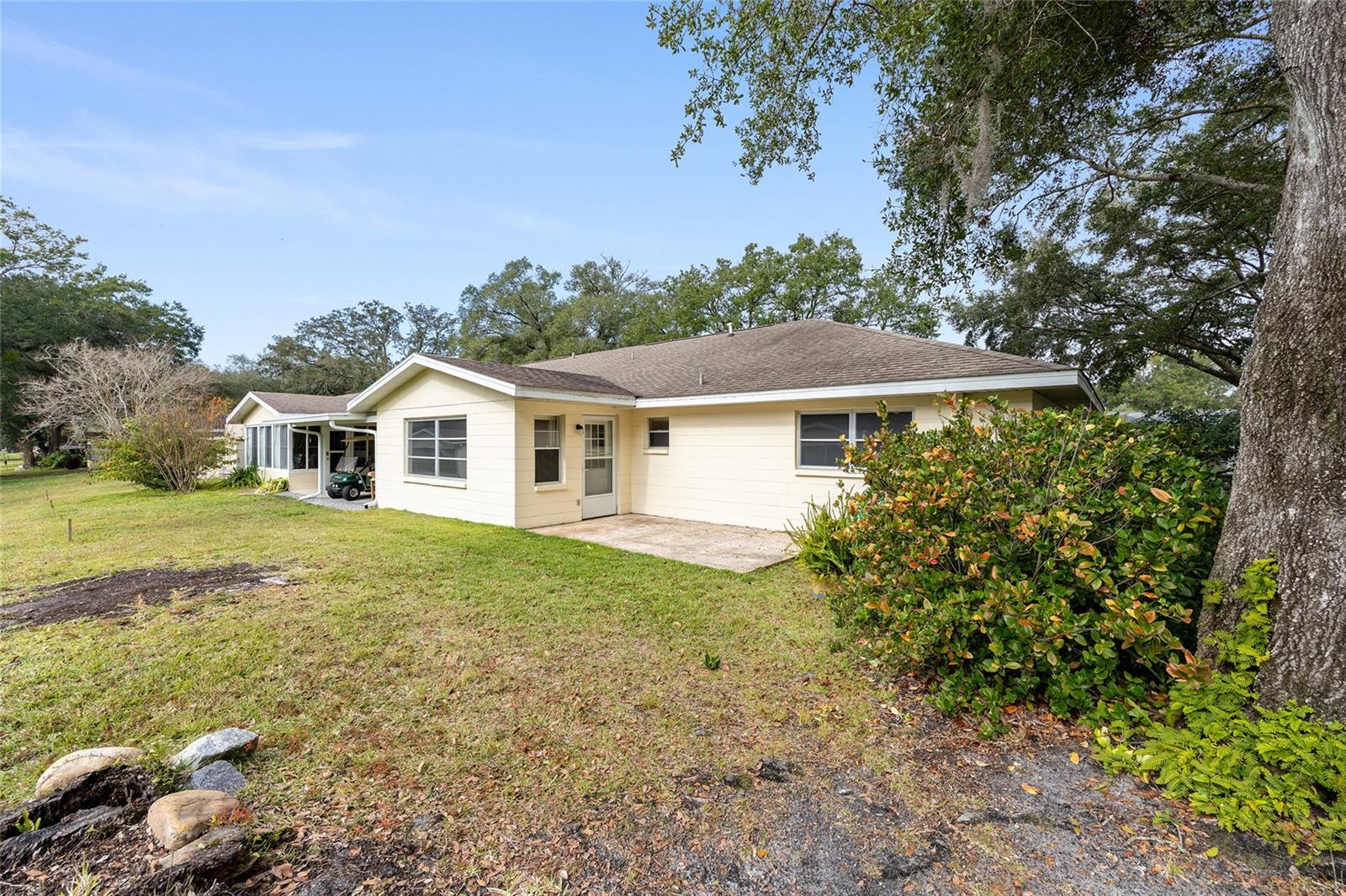 ON TOP OF THE WORLD - Residential