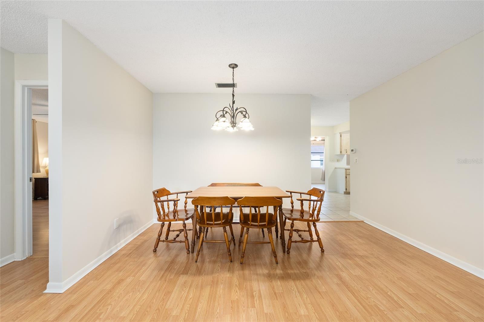 ON TOP OF THE WORLD - Residential