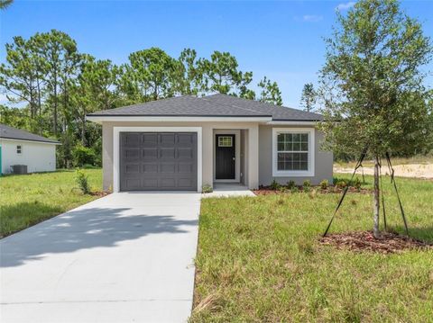 A home in LAKE WALES