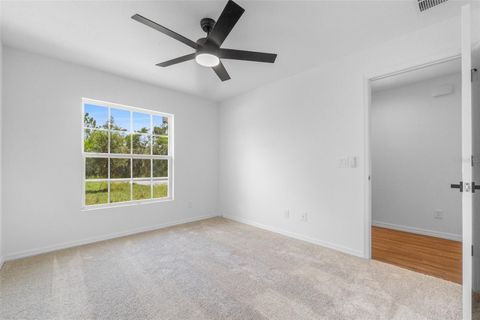 A home in LAKE WALES