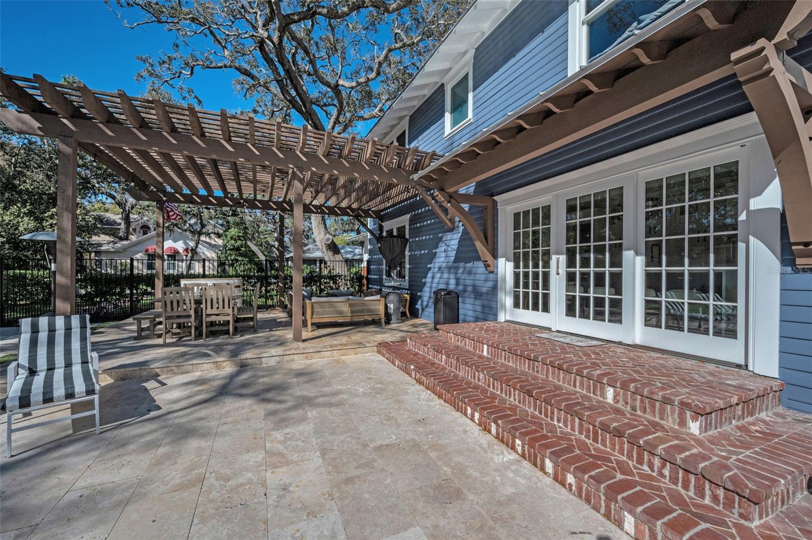 DUNALTA - Residential