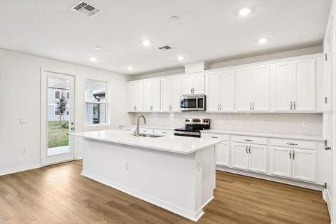 Tiny photo for 30158 Rustic Mill Street, Mount Dora, FL 32757 (MLS # O6286431)