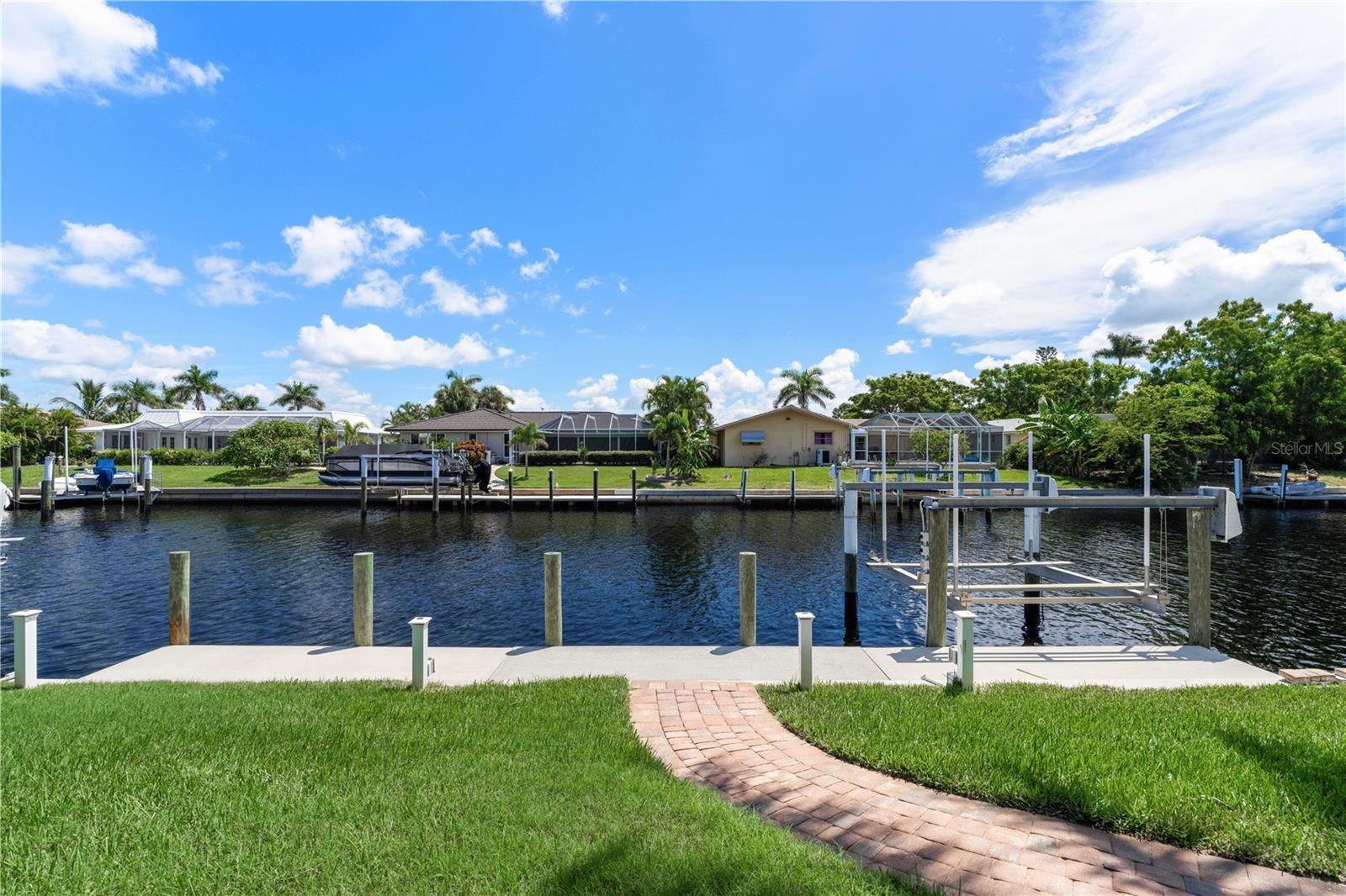 PUNTA GORDA ISLES SEC 04 - Residential