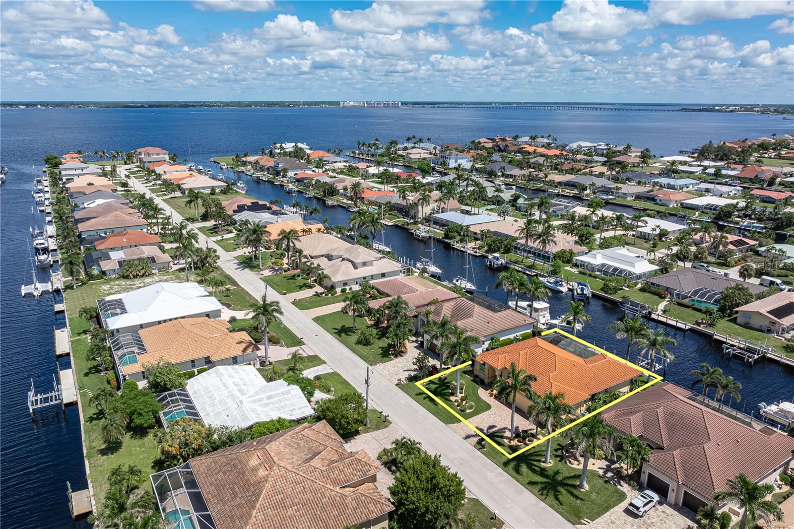 PUNTA GORDA ISLES SEC 04 - Residential