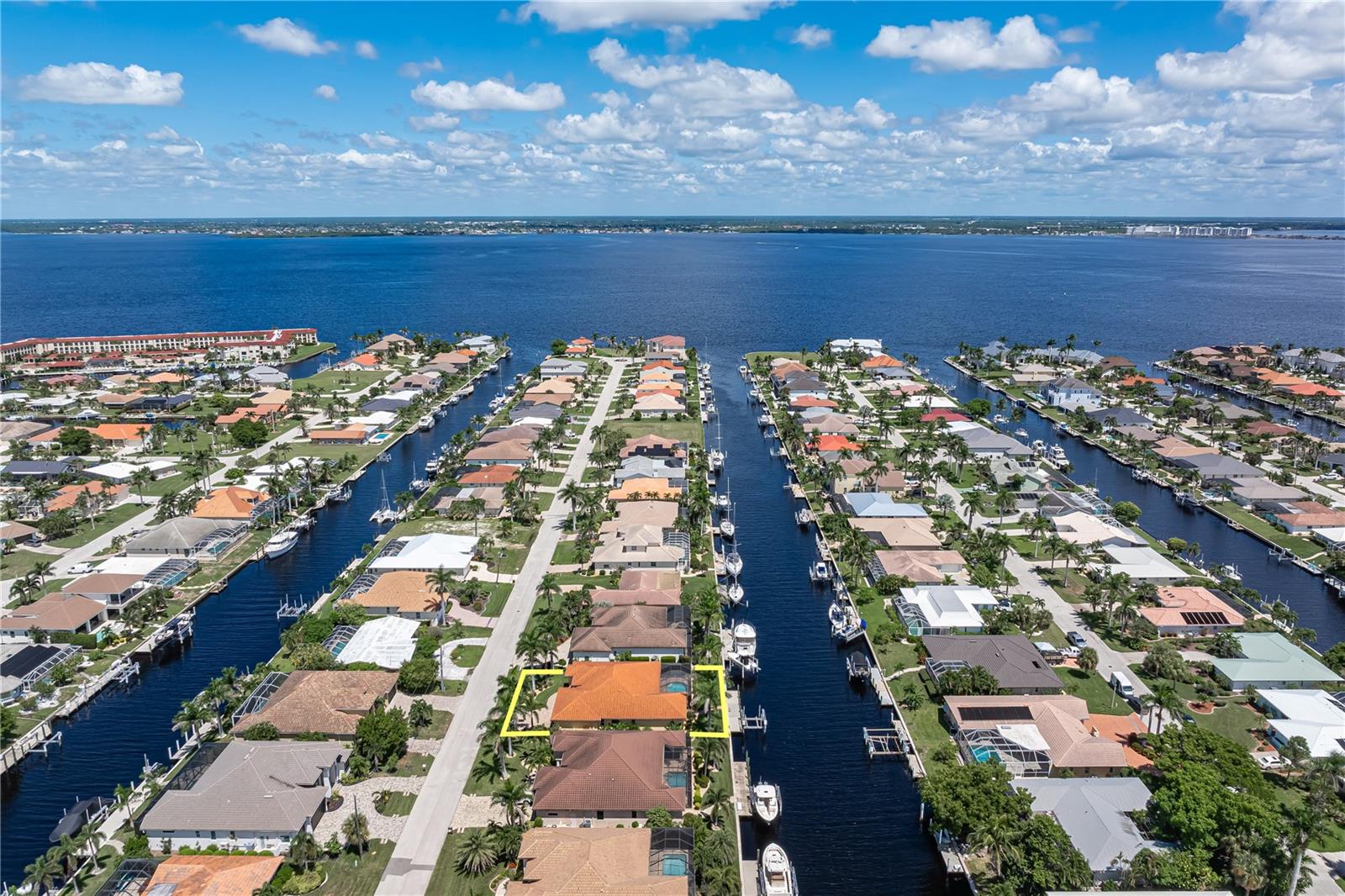 PUNTA GORDA ISLES SEC 04 - Residential
