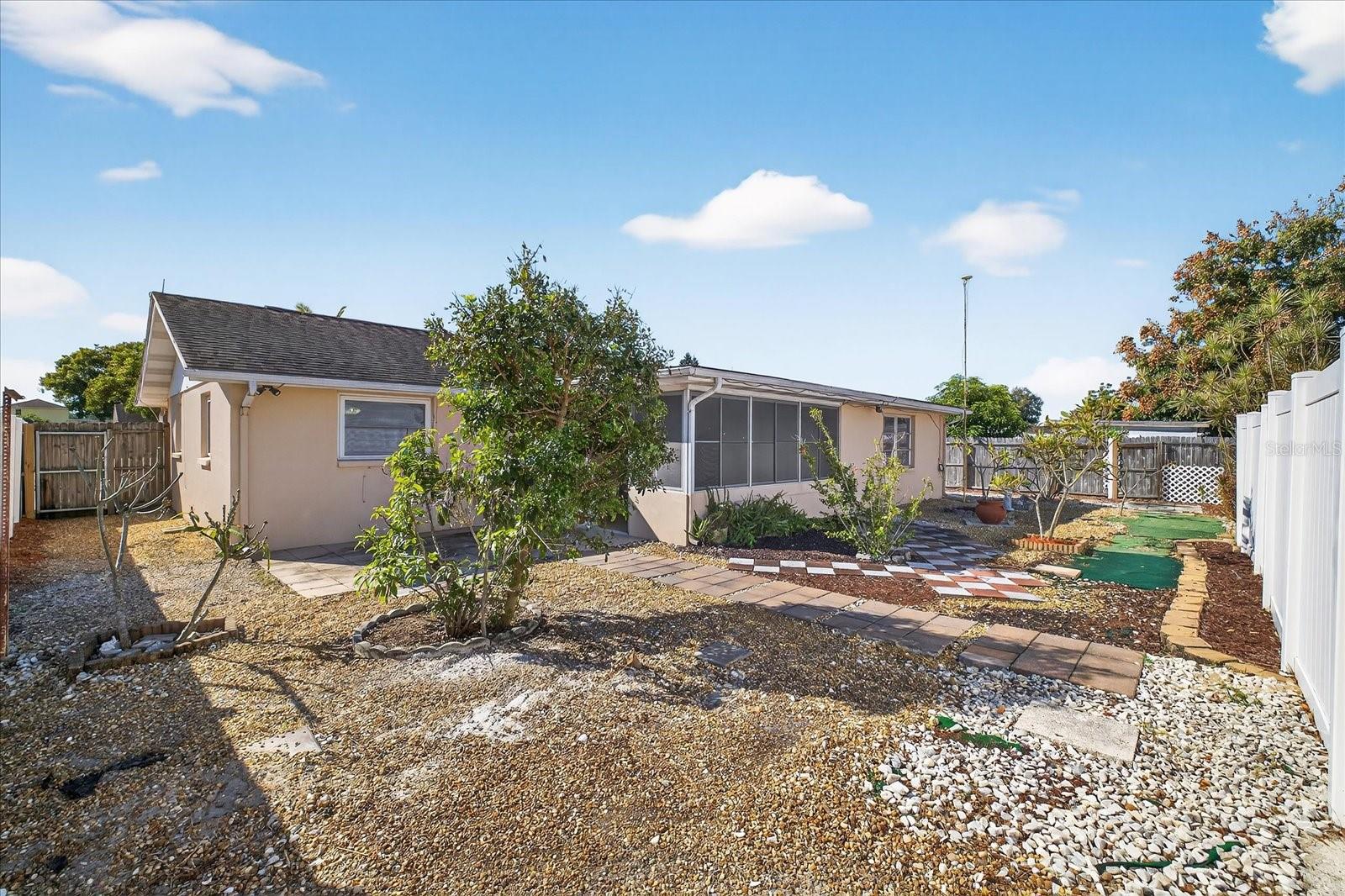 SAN CLEMENTE EAST - Residential