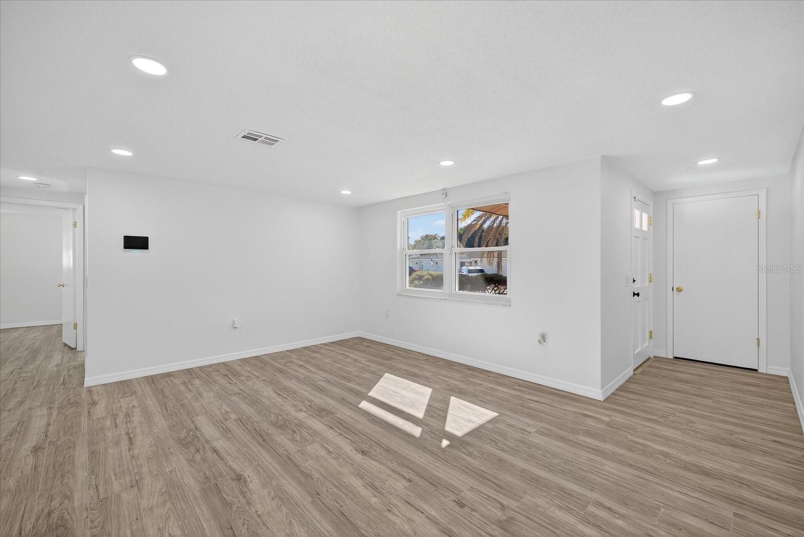 SAN CLEMENTE EAST - Residential