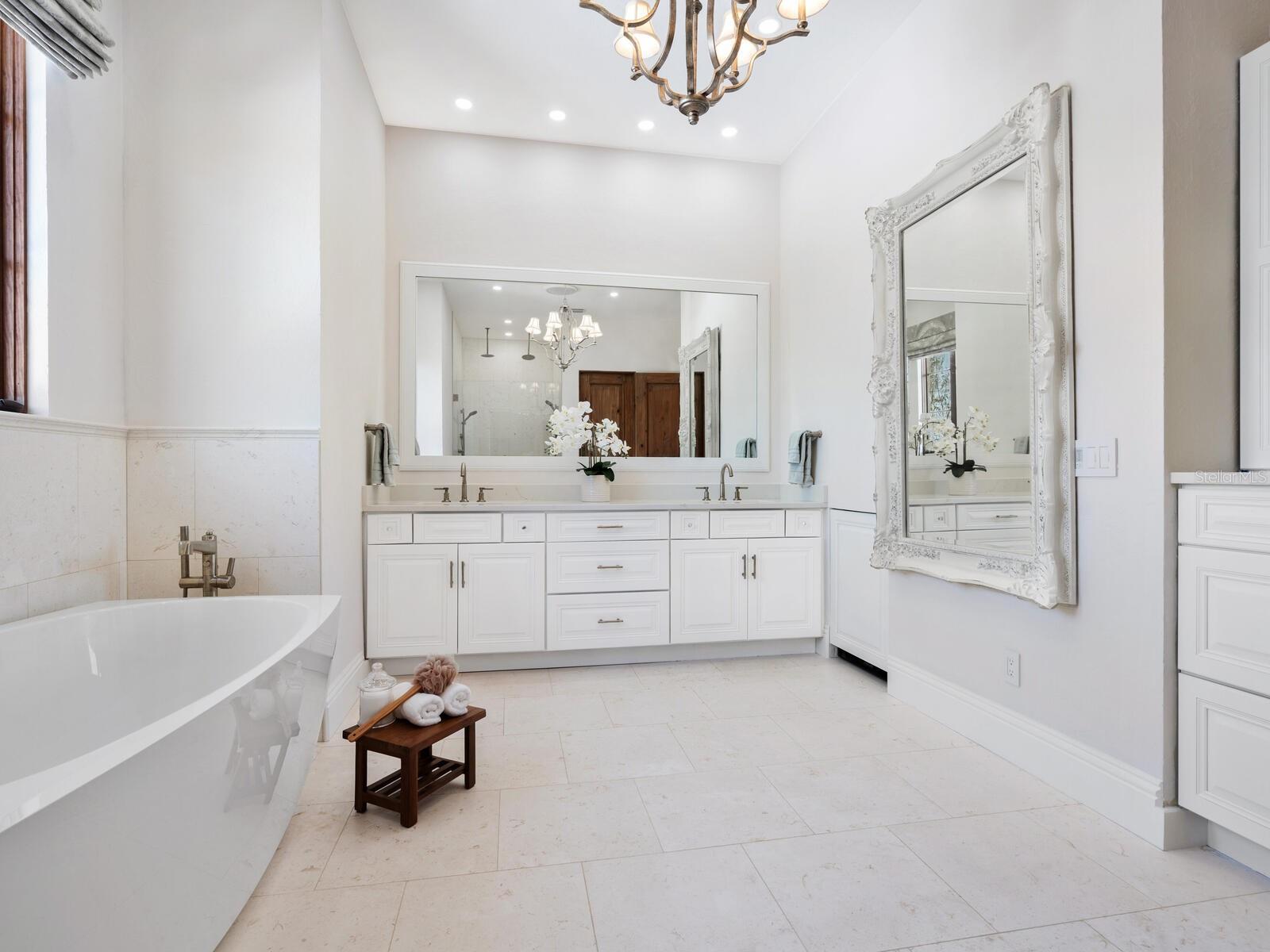 COCOANUT BAYOU - Residential