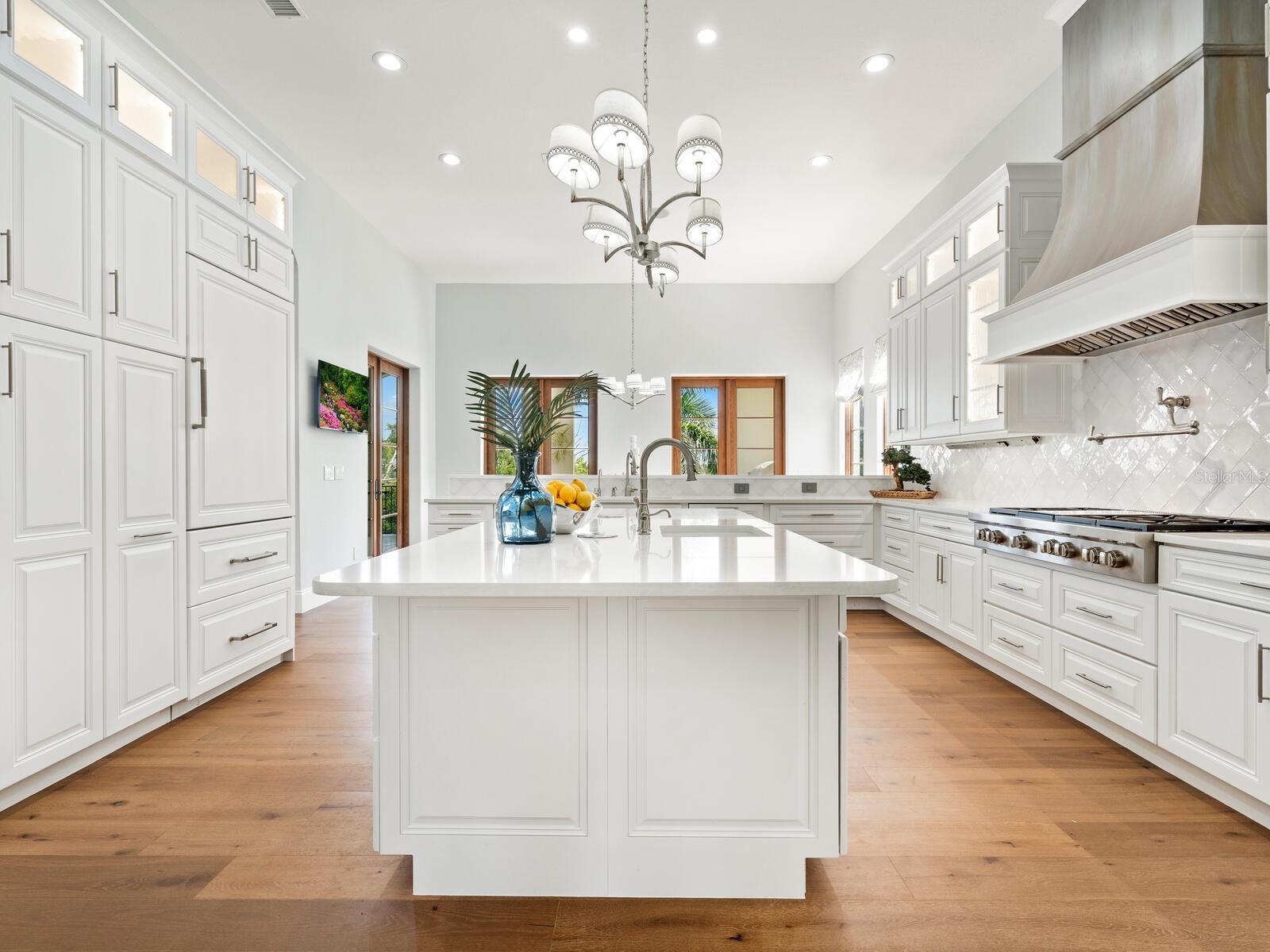 COCOANUT BAYOU - Residential