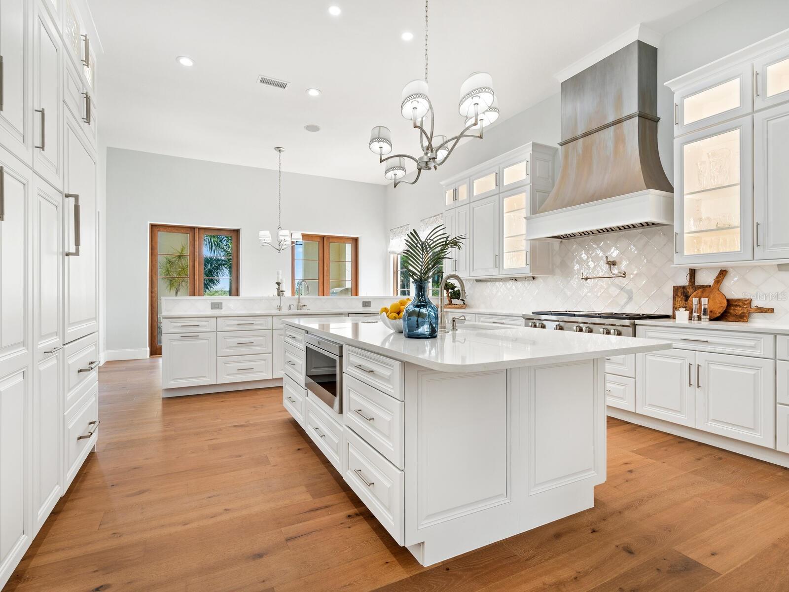 COCOANUT BAYOU - Residential