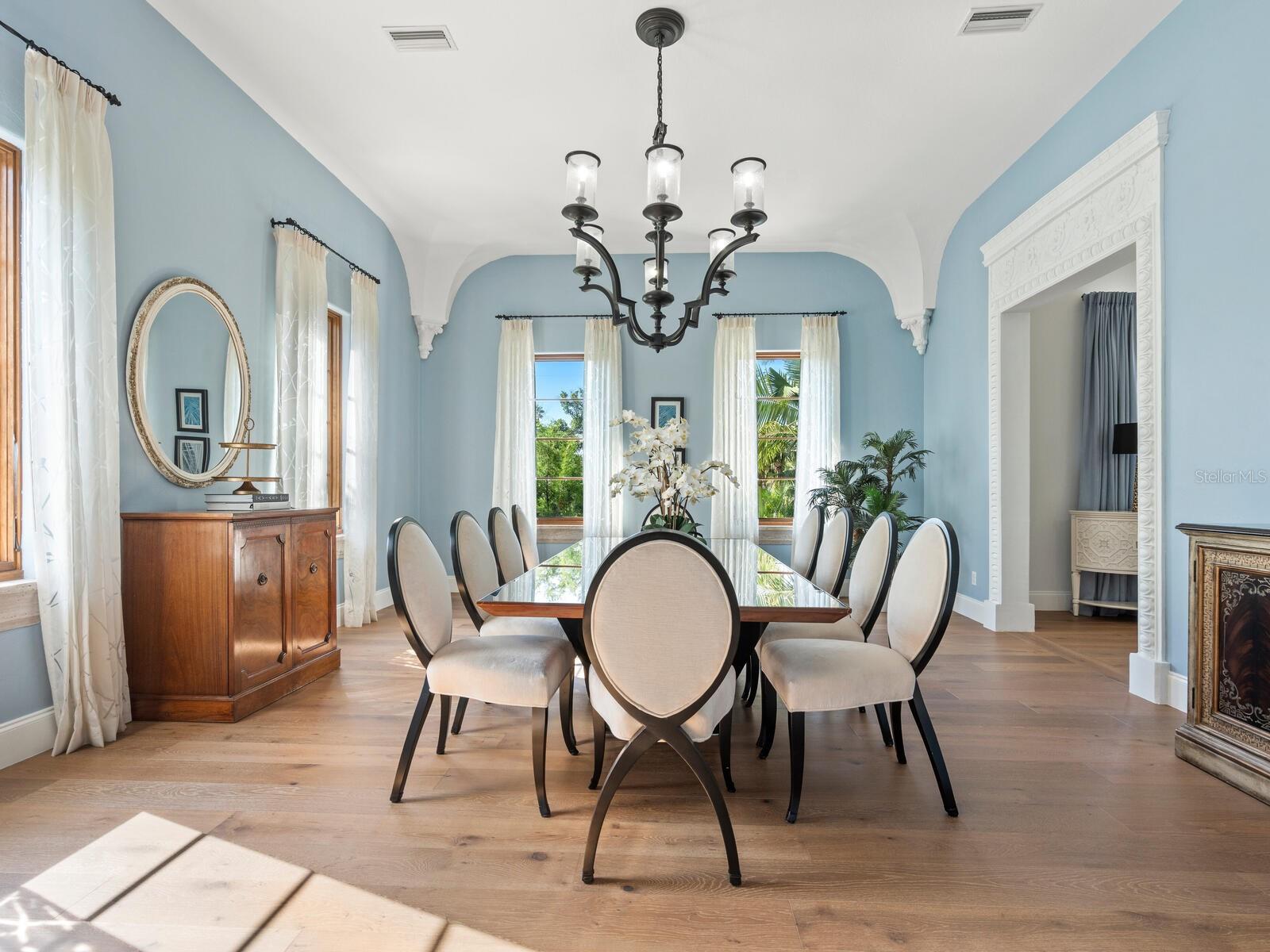 COCOANUT BAYOU - Residential