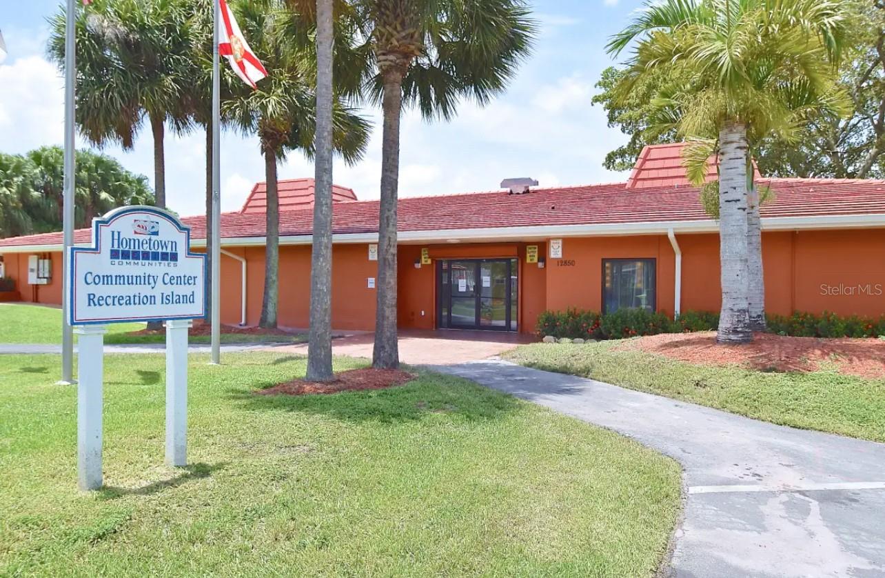 11 54 39 152.93 AC M/L NE1/4 OF SEC INCLUDING TR 2 - Residential