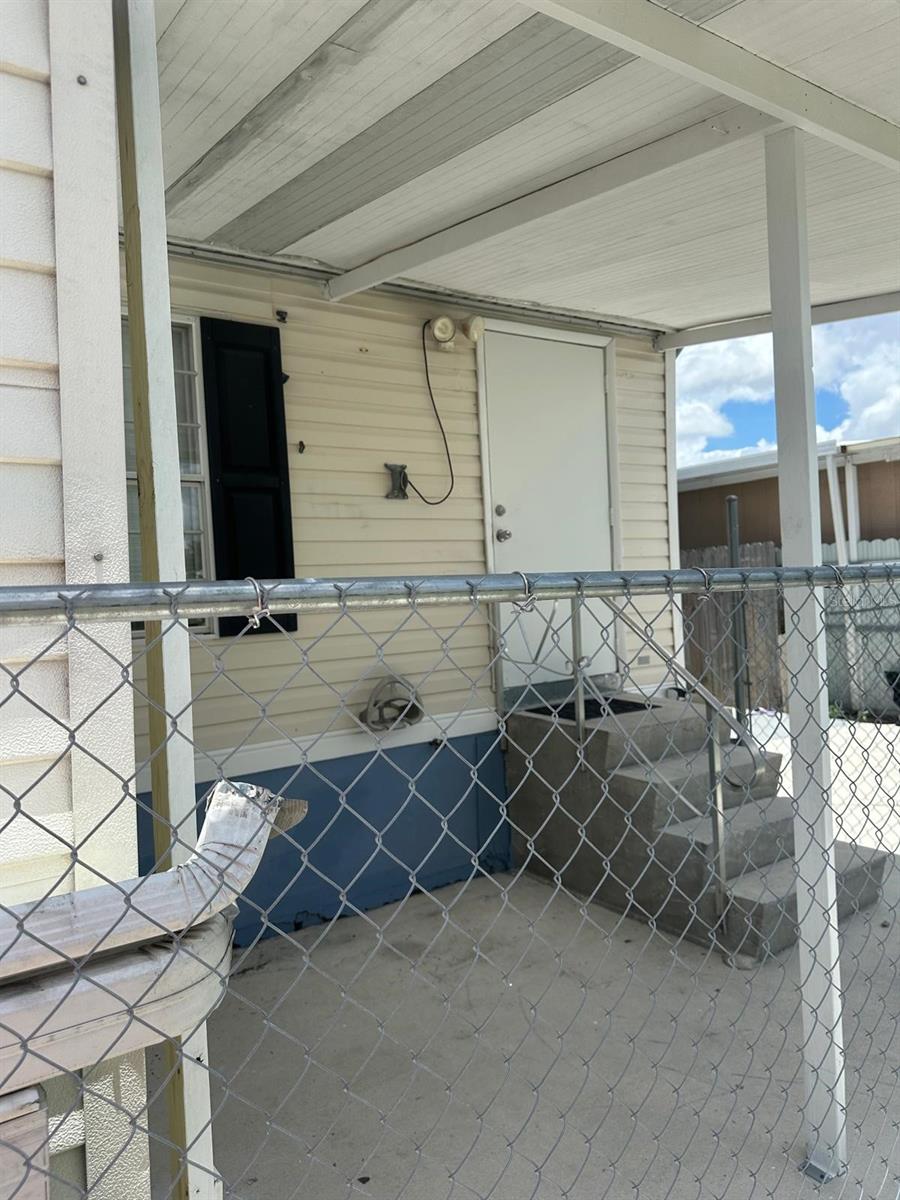 11 54 39 152.93 AC M/L NE1/4 OF SEC INCLUDING TR 2 - Residential