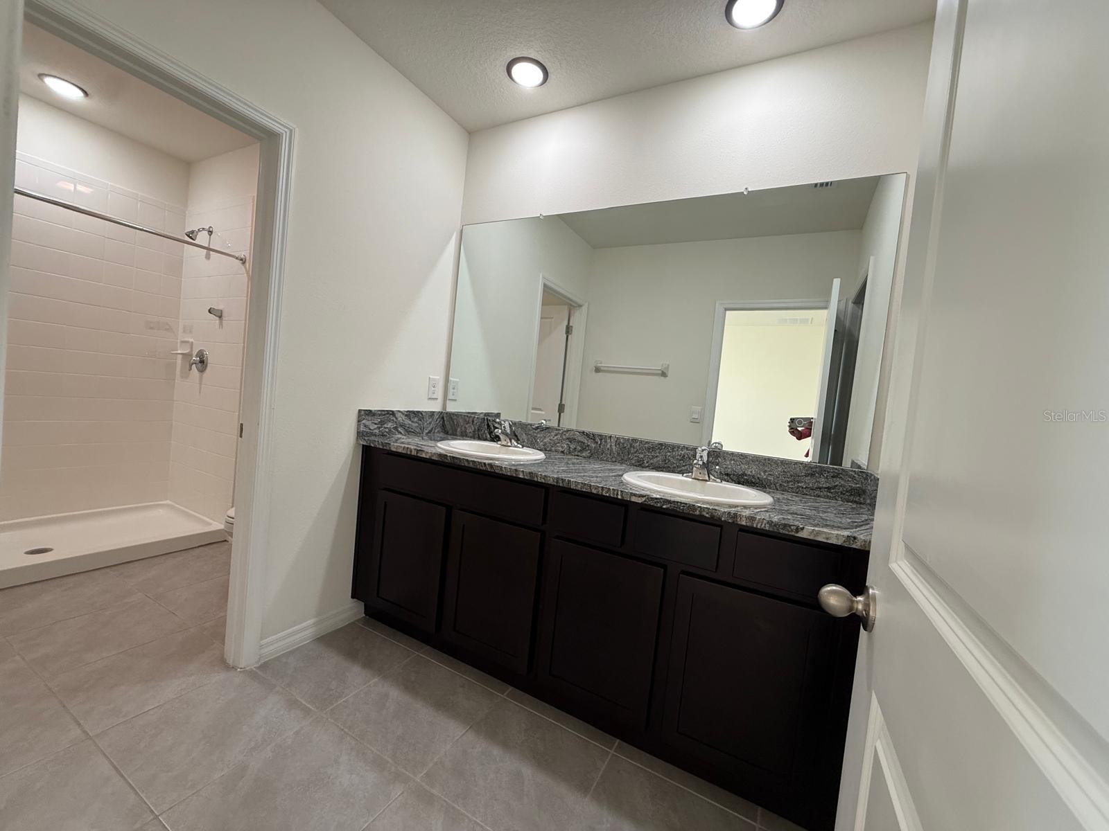 MEADOW RIDGE - Residential Lease