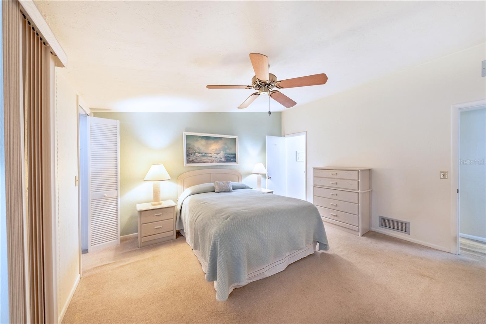 BIRD BAY VILLAGE/SEA GRAPE VILLAS - Residential