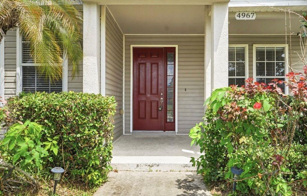 Photo of 4967 Pall Mall Street W, Kissimmee, FL 34758 (MLS # S5151591)